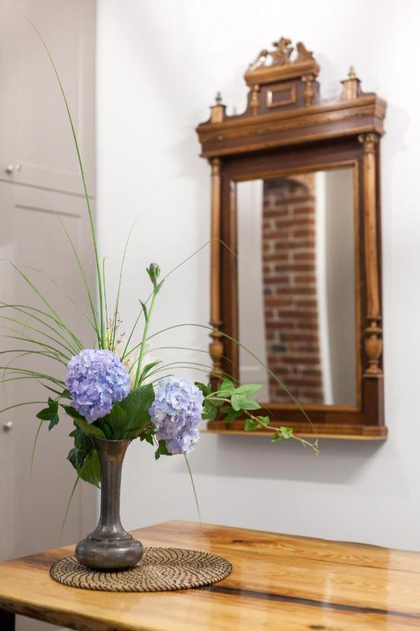 Gallery Art Apartment Lviv Eksteriør billede